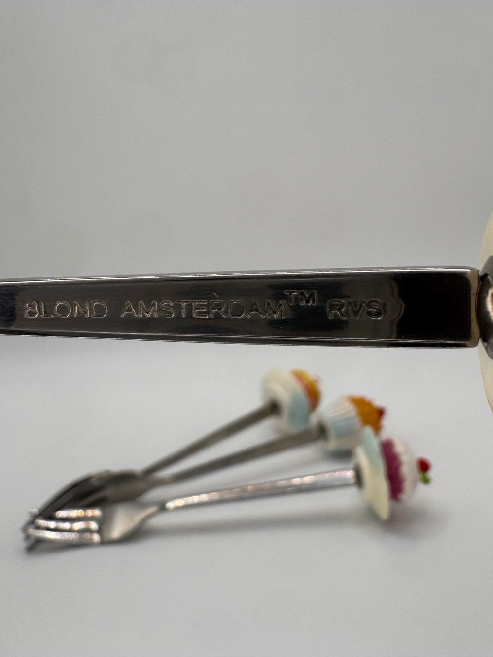 Blond Amsterdam Dessert Fork Set – 4 Whimsical Dessert Forks - Picture 6 of 11